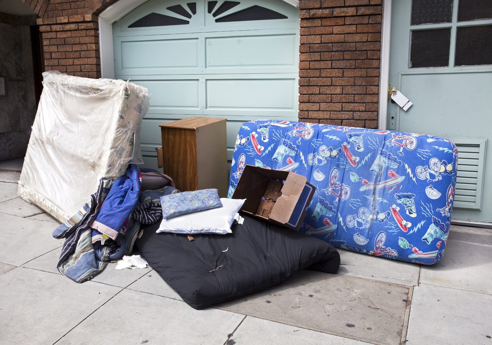 Heavy Lifting and Large Item Removal for Rentals